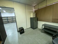 Goldpine Industrial Building (D13), Warehouse #435591141